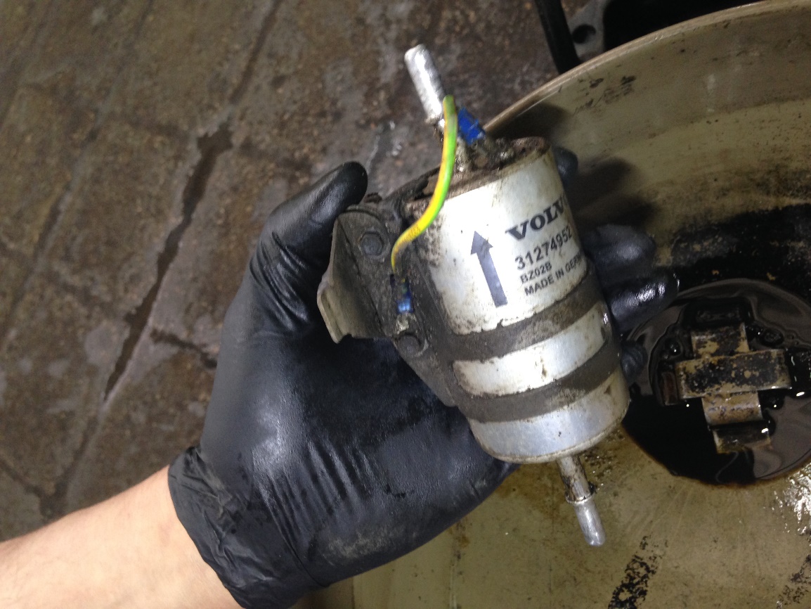 замена топливного фильтра Volvo xc60